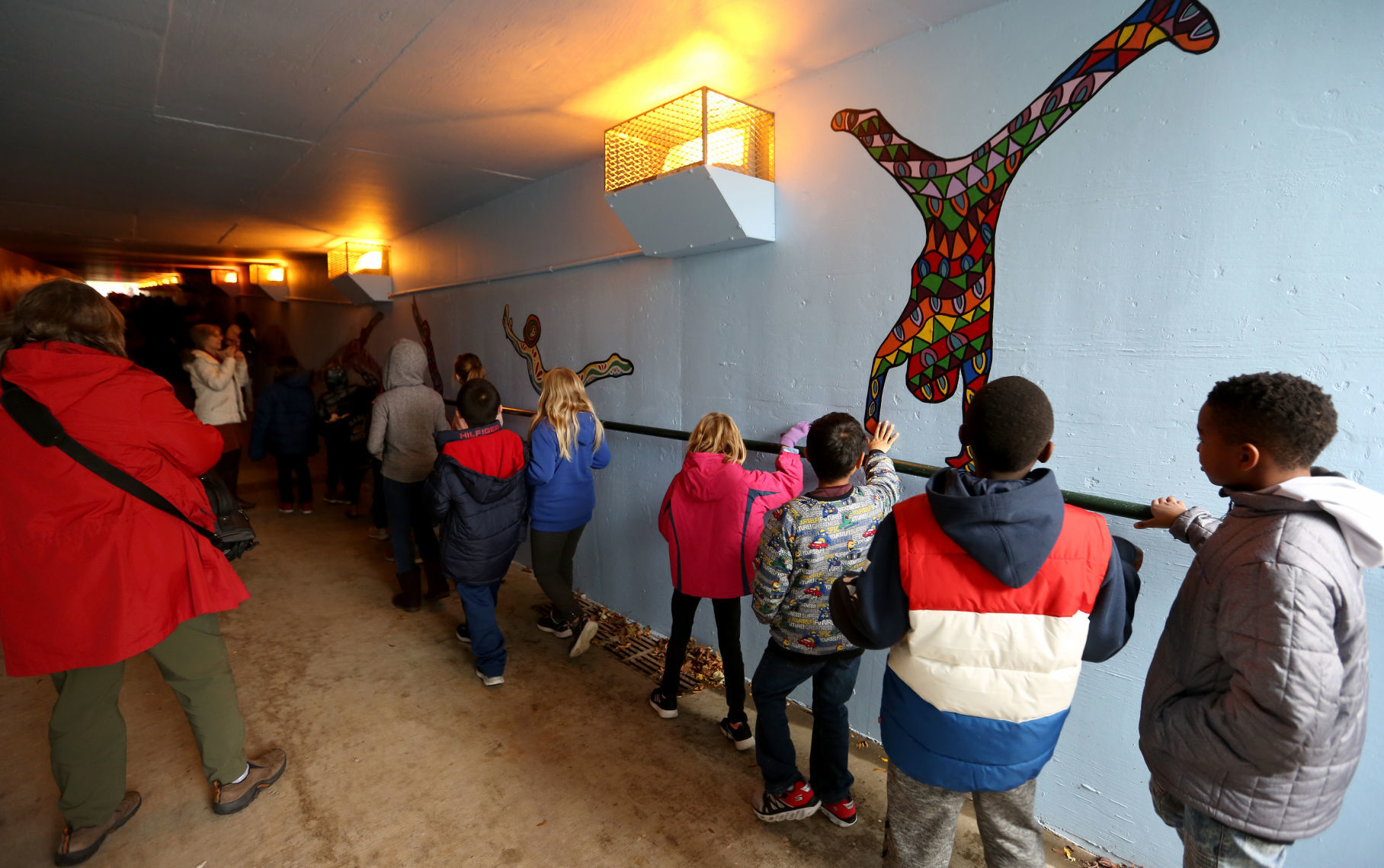 HAWTHORNE TUNNEL MURAL DEDICATION